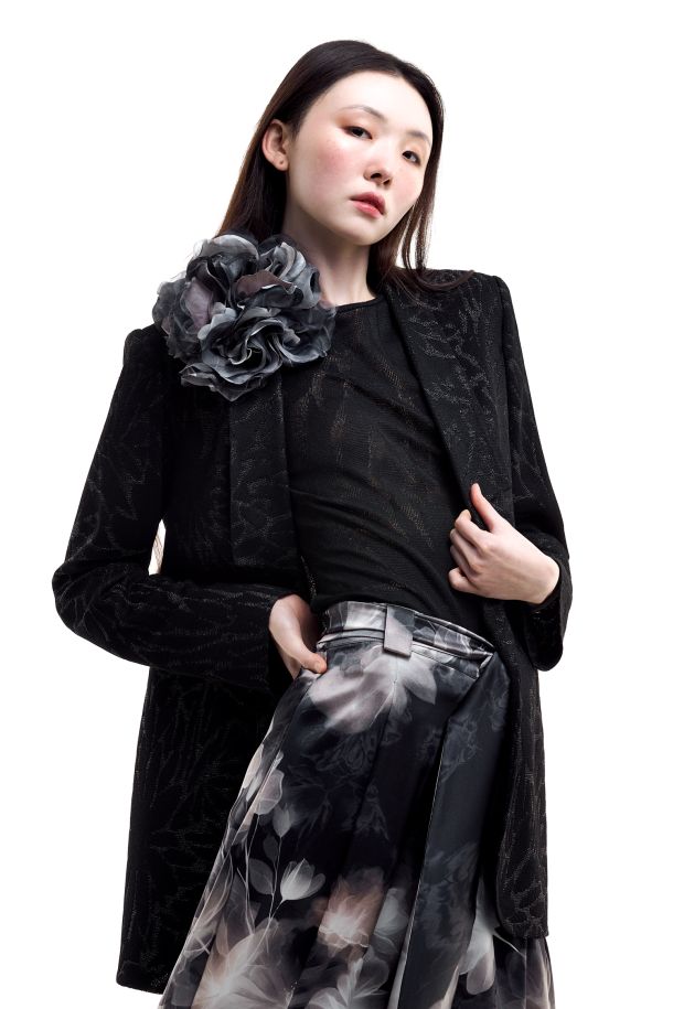 Roberta Redaelli primavera estate 2026, R1122/2 giacca lunga in maglia jacquard dinami-tecs fiore piccolo ossidiana