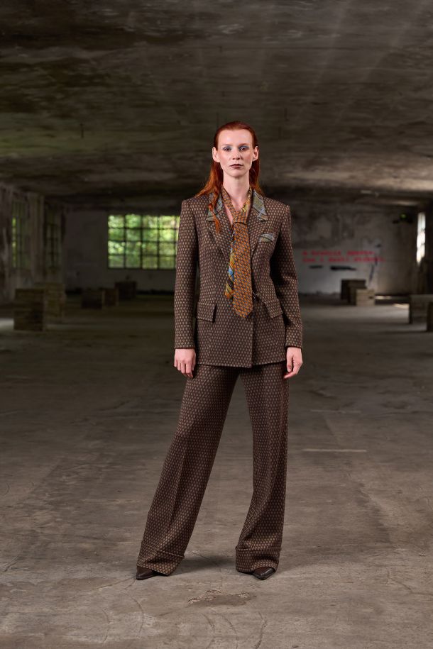 Roberta Redaelli AI 2026-27 PAPILIO, RSA159 pantaloni palazzo con risvolto in maglia jacquard DINAMi-TECS scagliette carciofo